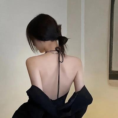 隔窗未了缘